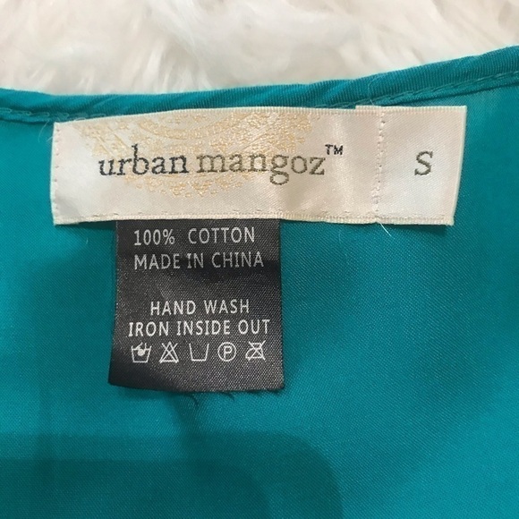 Urban Mango Boho Embroidered Top Size Small - Picture 8 of 9